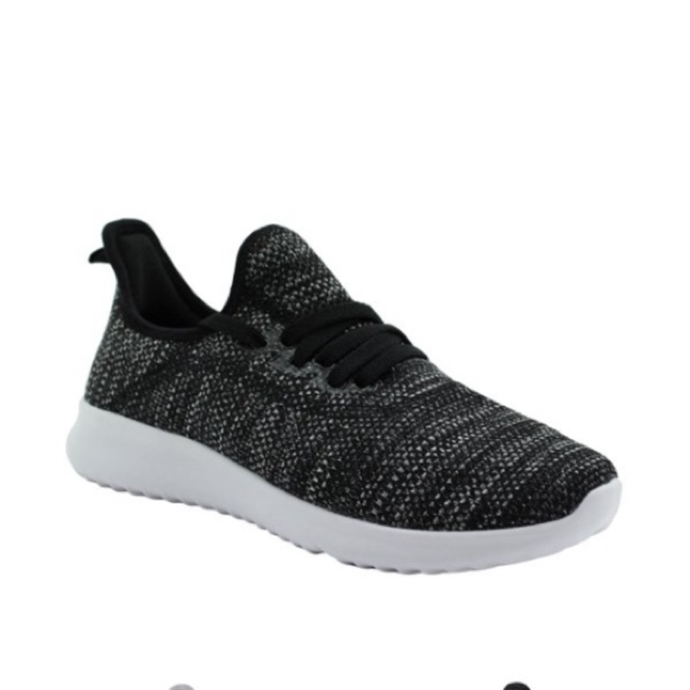 NWT Athletic Works Women's Comfort Trainers Black